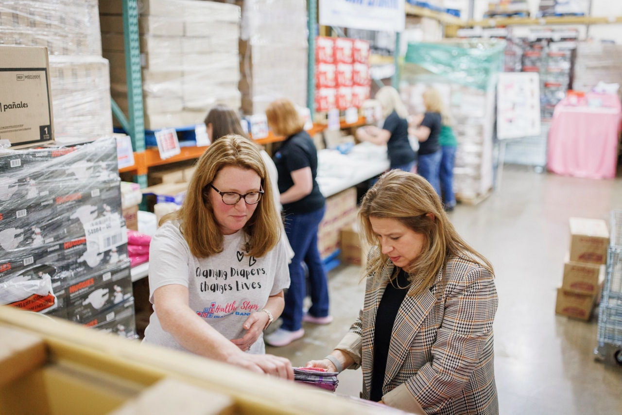 First Lady Lori Shapiro Visits Healthy Steps Diaper Bank