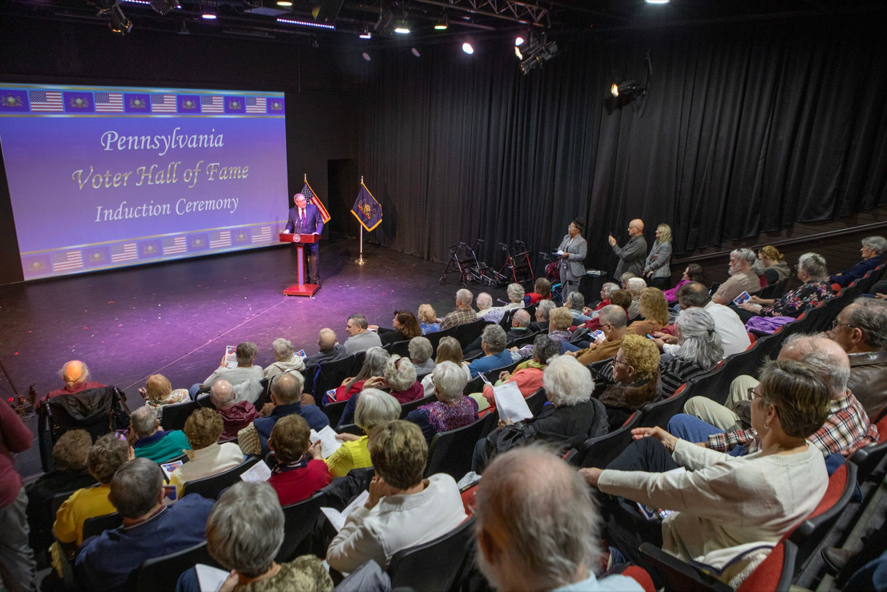 Secretary Al Schmidt at a Voter Hall of Fame induction ceremony in Lebanon