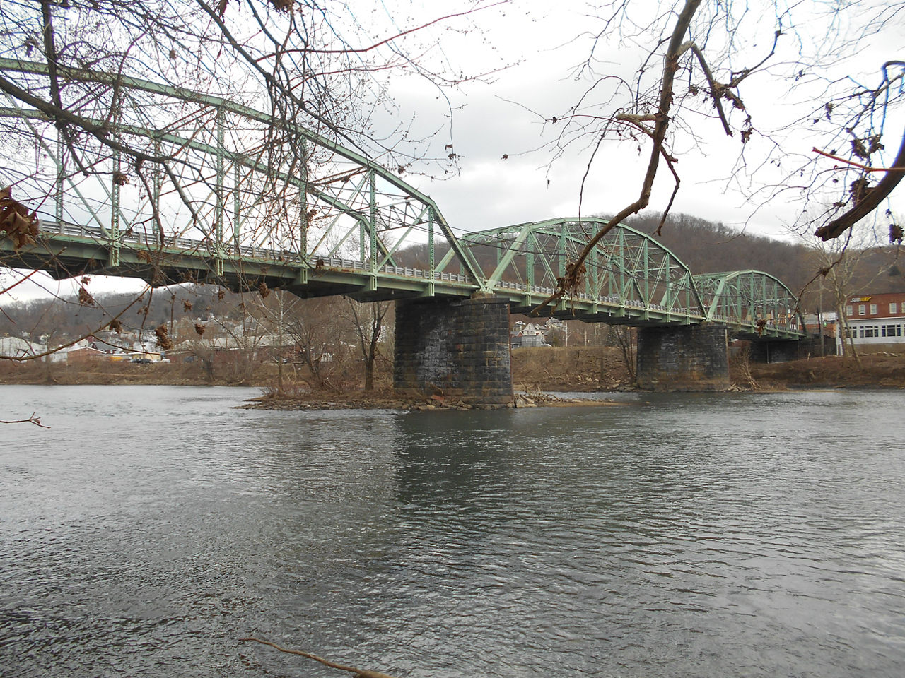 Photo of West Newton Bridge