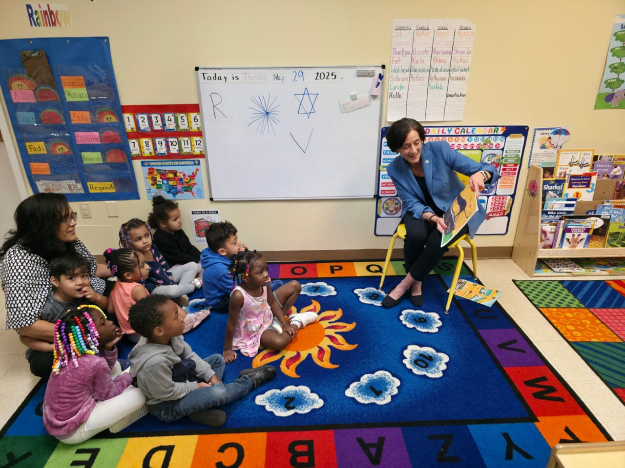 Secretary Arkoosh visits Early Connections- Harbor Homes child care 