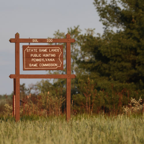 game lands sign