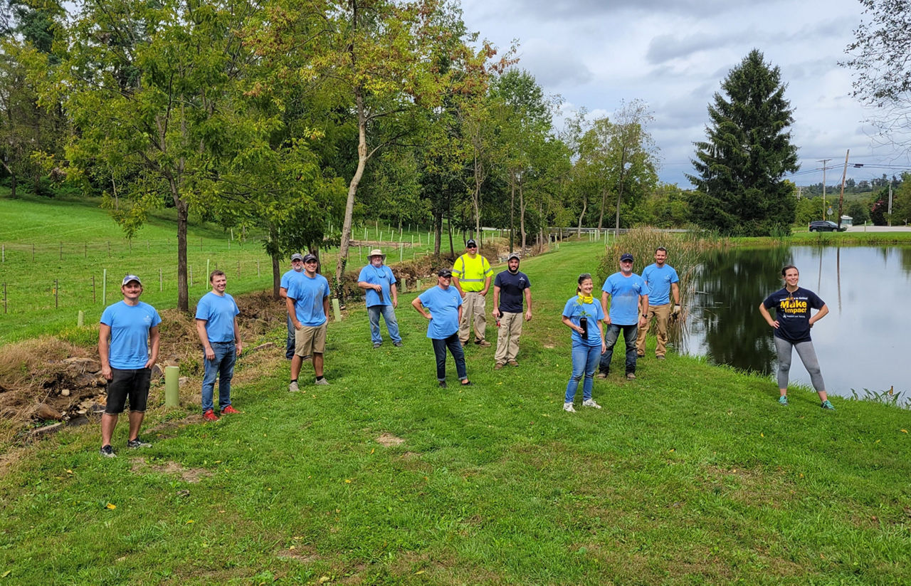 Group%20Photo_York%20Tree%20Planting