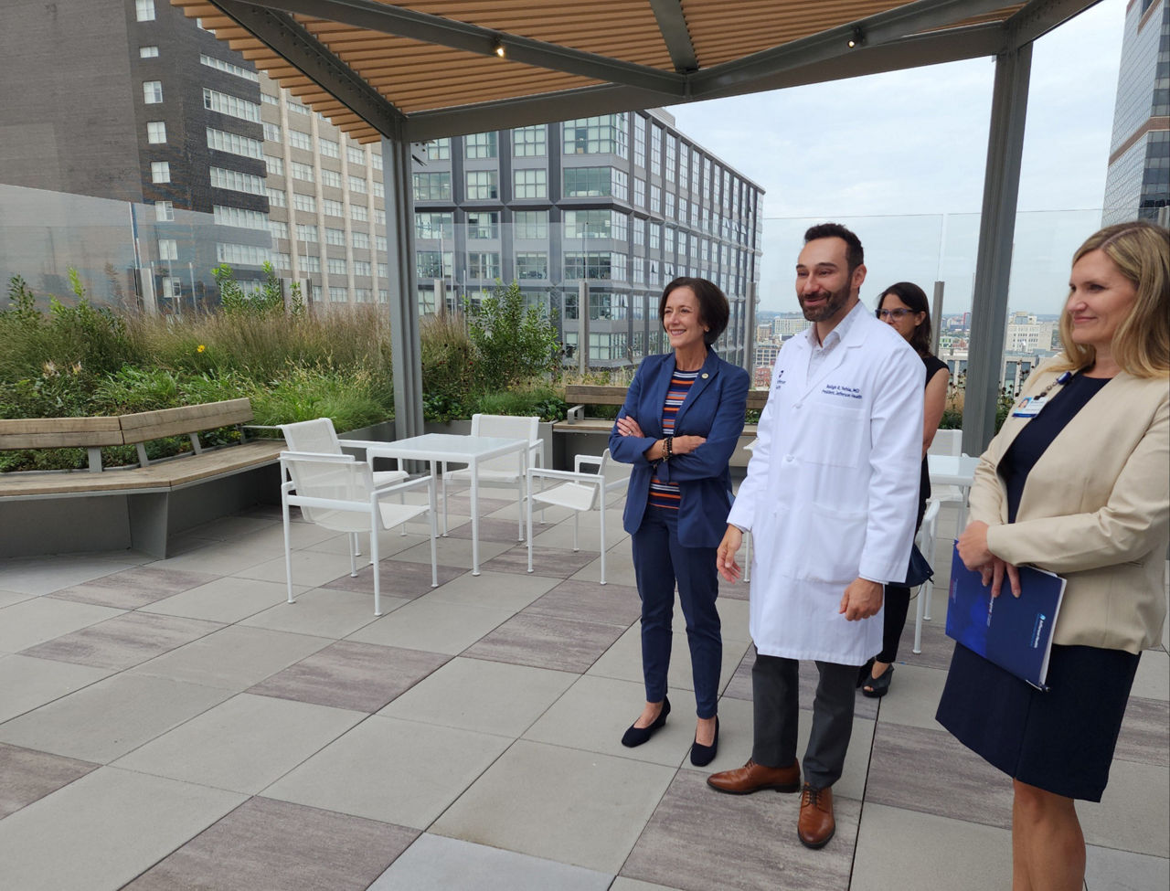 Secretary Arkoosh visits Jefferson Health's Honickman Center