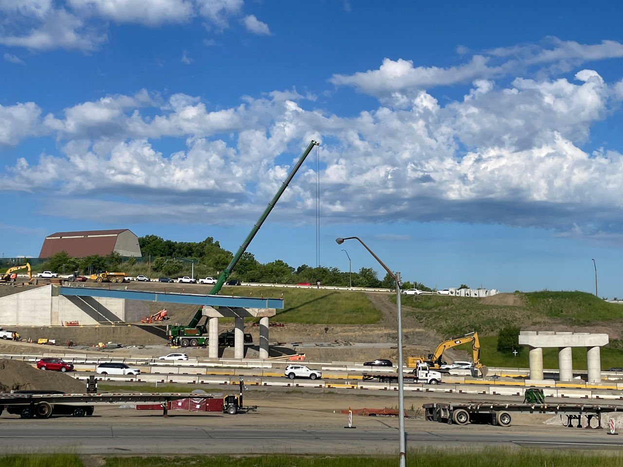 Picture of beams starting to be placed