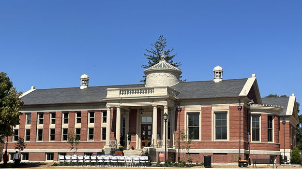  Exterior of Vail Hall