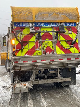 back of clean PennDOT dump truck with Air Foil attached to it.