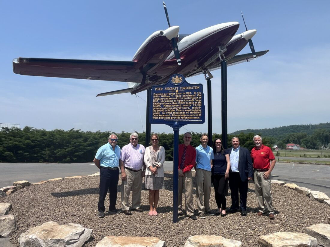 The Piper Aviation Museum celebrated the dedication of the Piper Aircraft Corporation historical marker. 