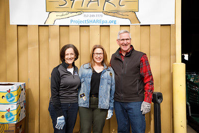 Human Services Secretary Dr. Val Arkoosh, First Lady Lori Shapiro, and Agriculture Secretary Russell Redding joined Project SHARE during a drive-thru food distribution. 