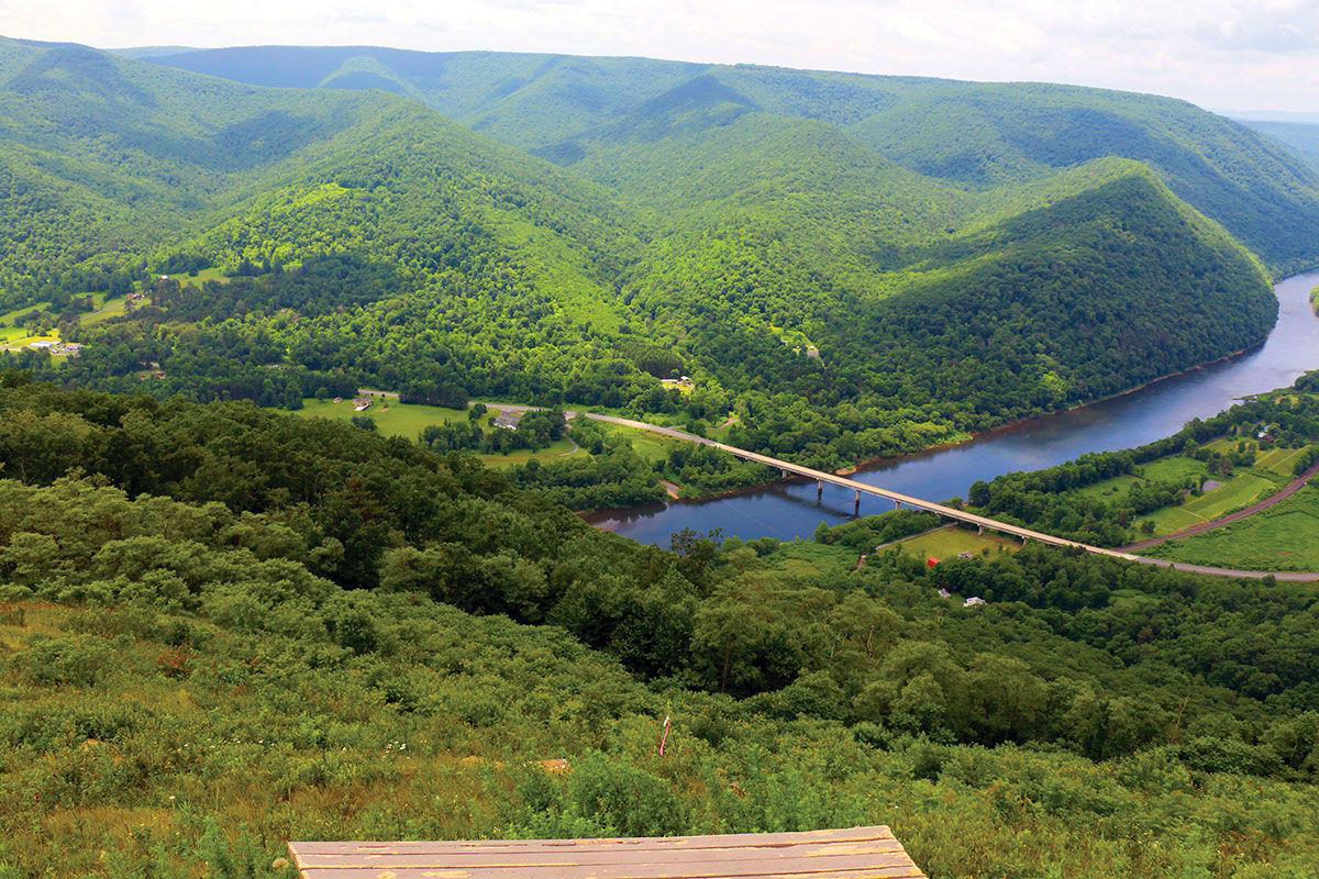 Bucktail Trail Scenic Byway - Hyner View State Park