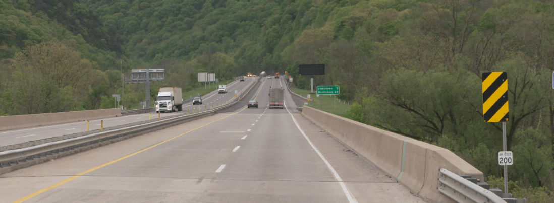 Route 322 bridge spanning Kishacoquillas Creek and West Railroad Street