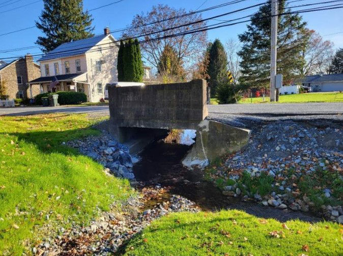 Breinigsville Road over Breinig Run Bridge