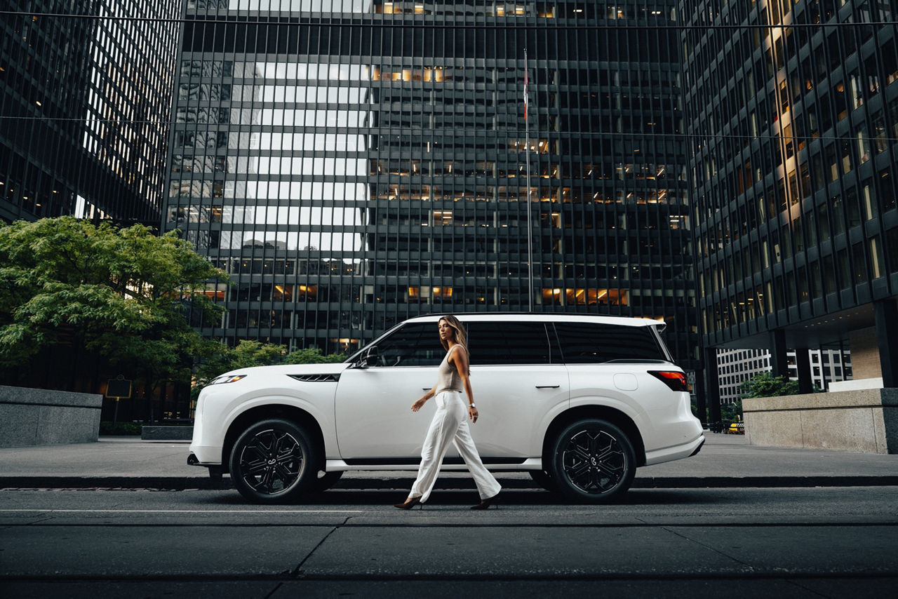 INFINITI QX80