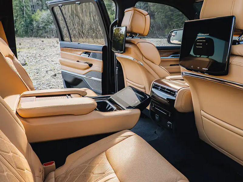 Grand Wagoneer