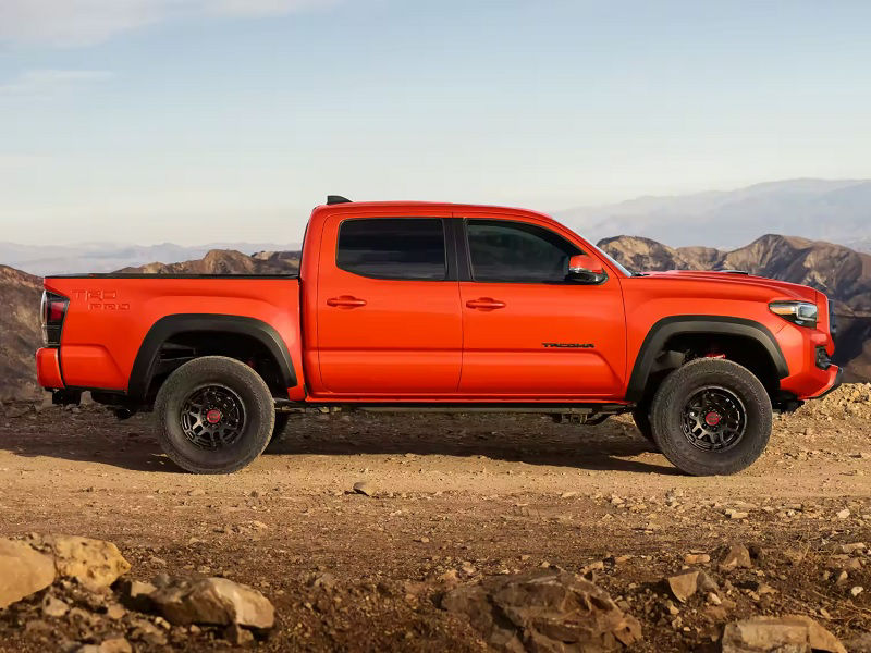 Toyota Tacoma vs. Ram 1500 | Suburban Toyota of Farmington Hills