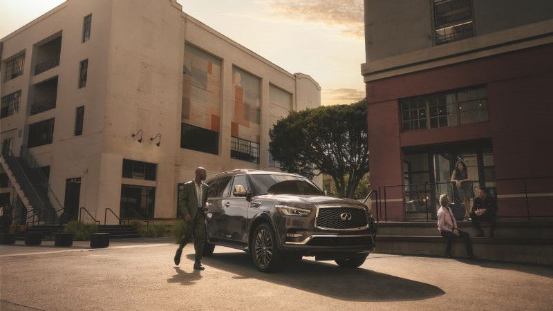 INFINITI QX80
