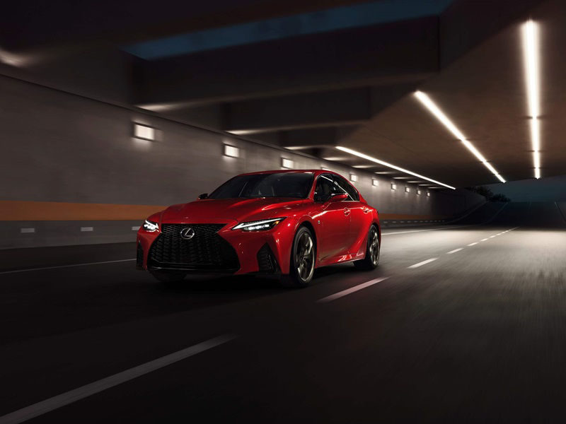 Lexus IS