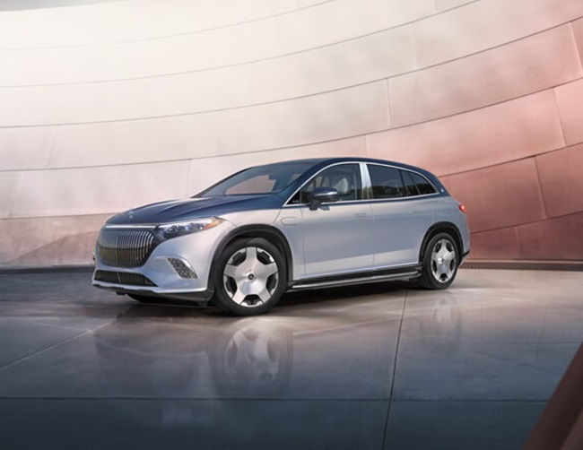 2025 EQS SUV