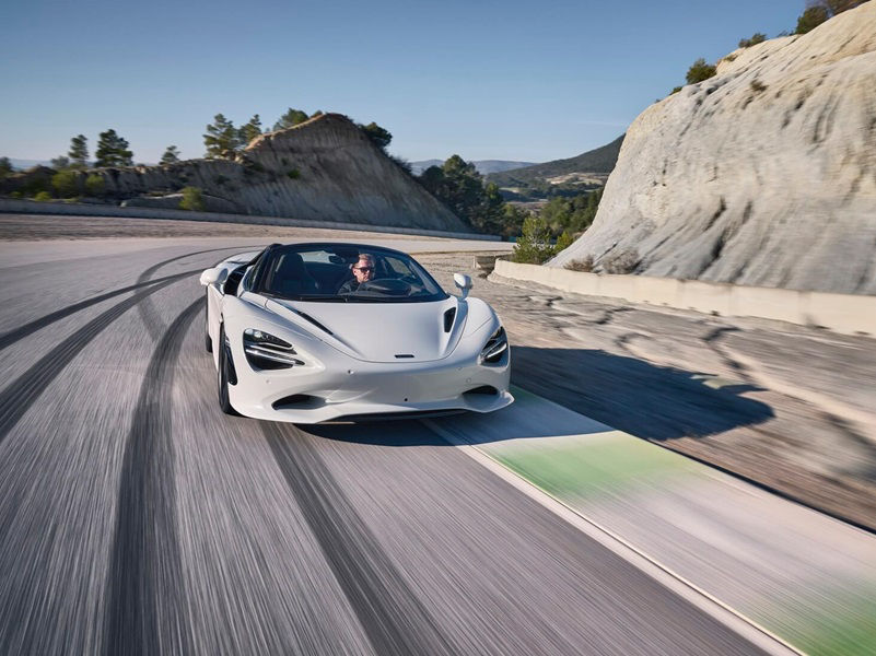 McLaren 750S Spider