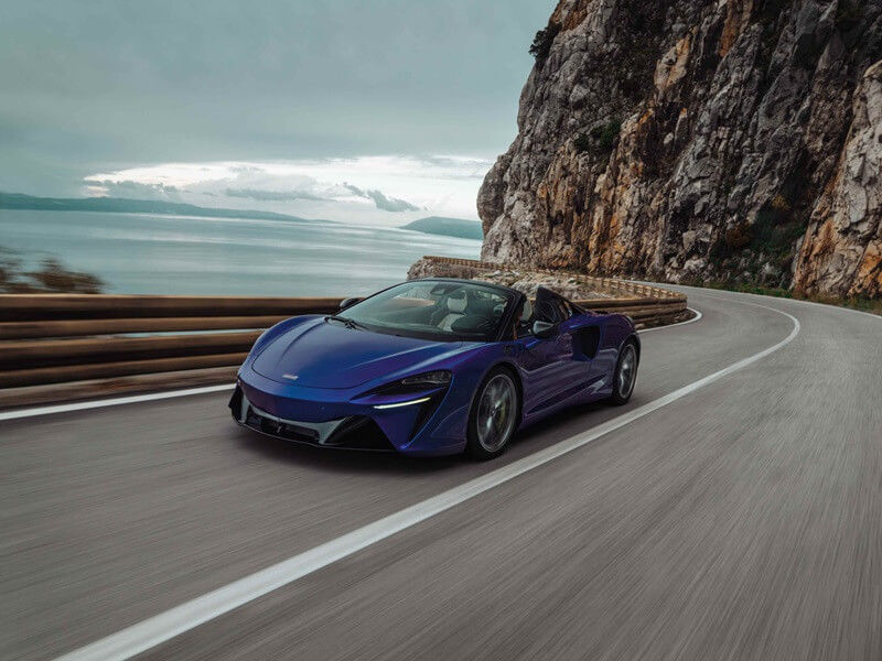 McLaren Artura Spider 
