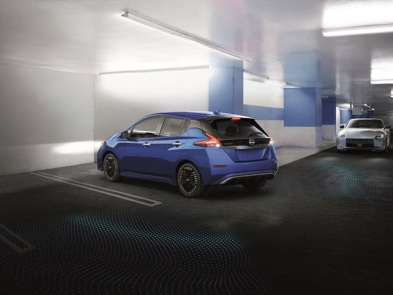 2025 Nissan LEAF