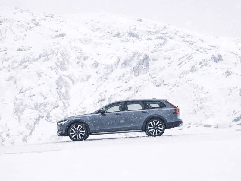Volvo V90 Cross Country