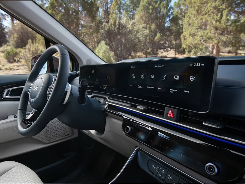 Kia Carnival MPV Hybrid