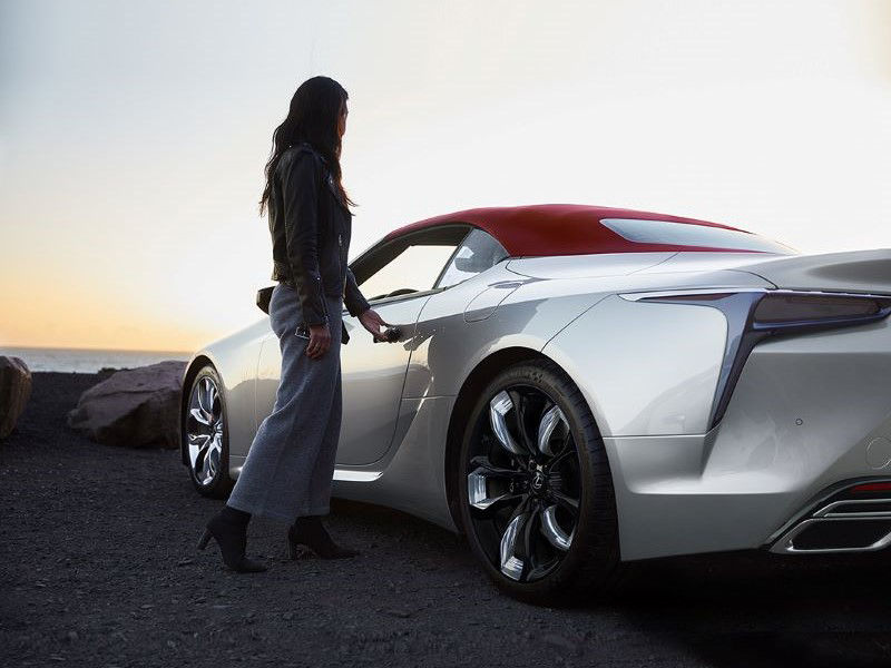 Lexus LC