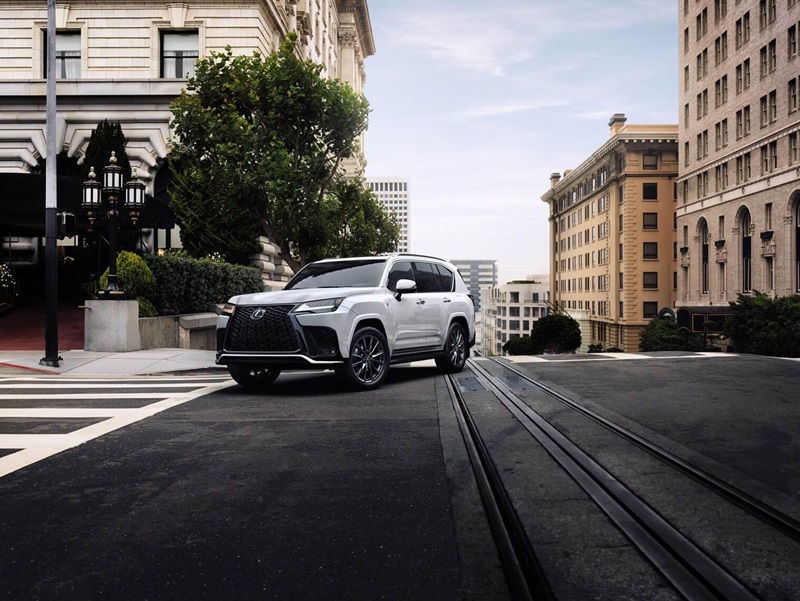 Lexus LX