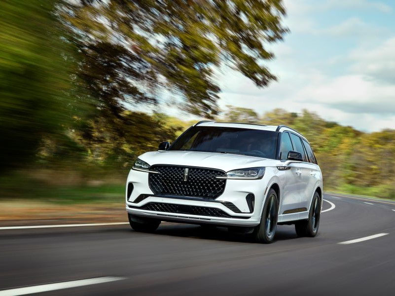 Lincoln Aviator Black Label