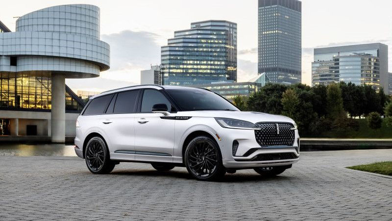 Lincoln Aviator Black Label
