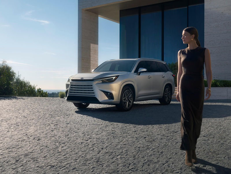 Lexus TX Hybrid