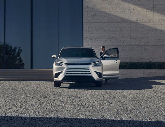 Lexus TX Hybrid