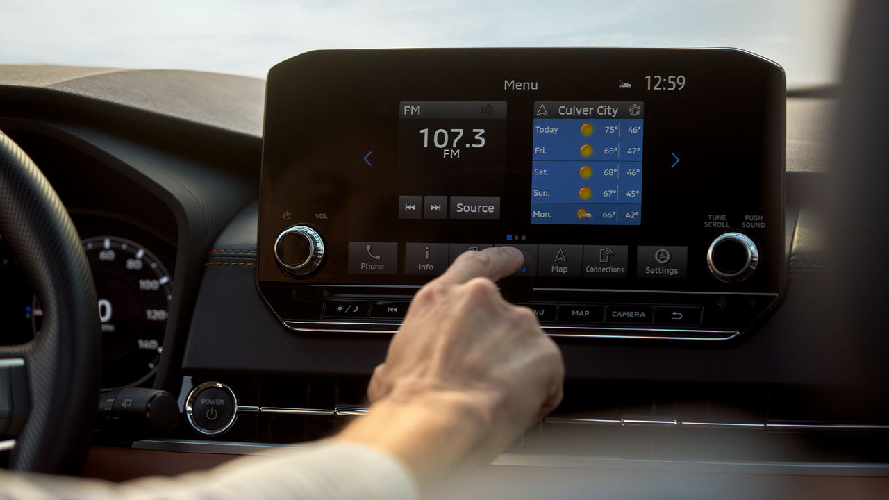 2025 Mitsubishi Outlander PHEV Screen