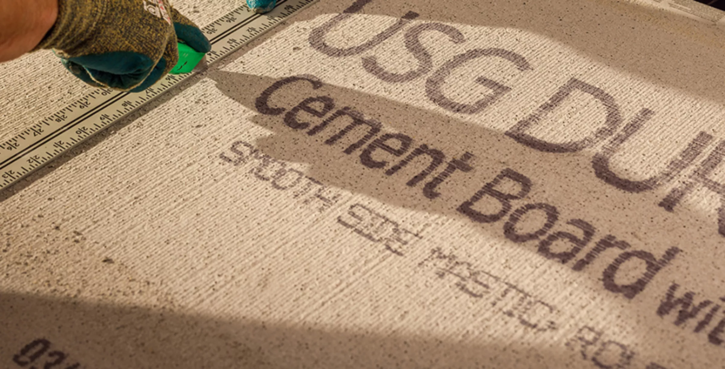 USG Durock® Brand Cement Board with EdgeGuard™ Panels (English)