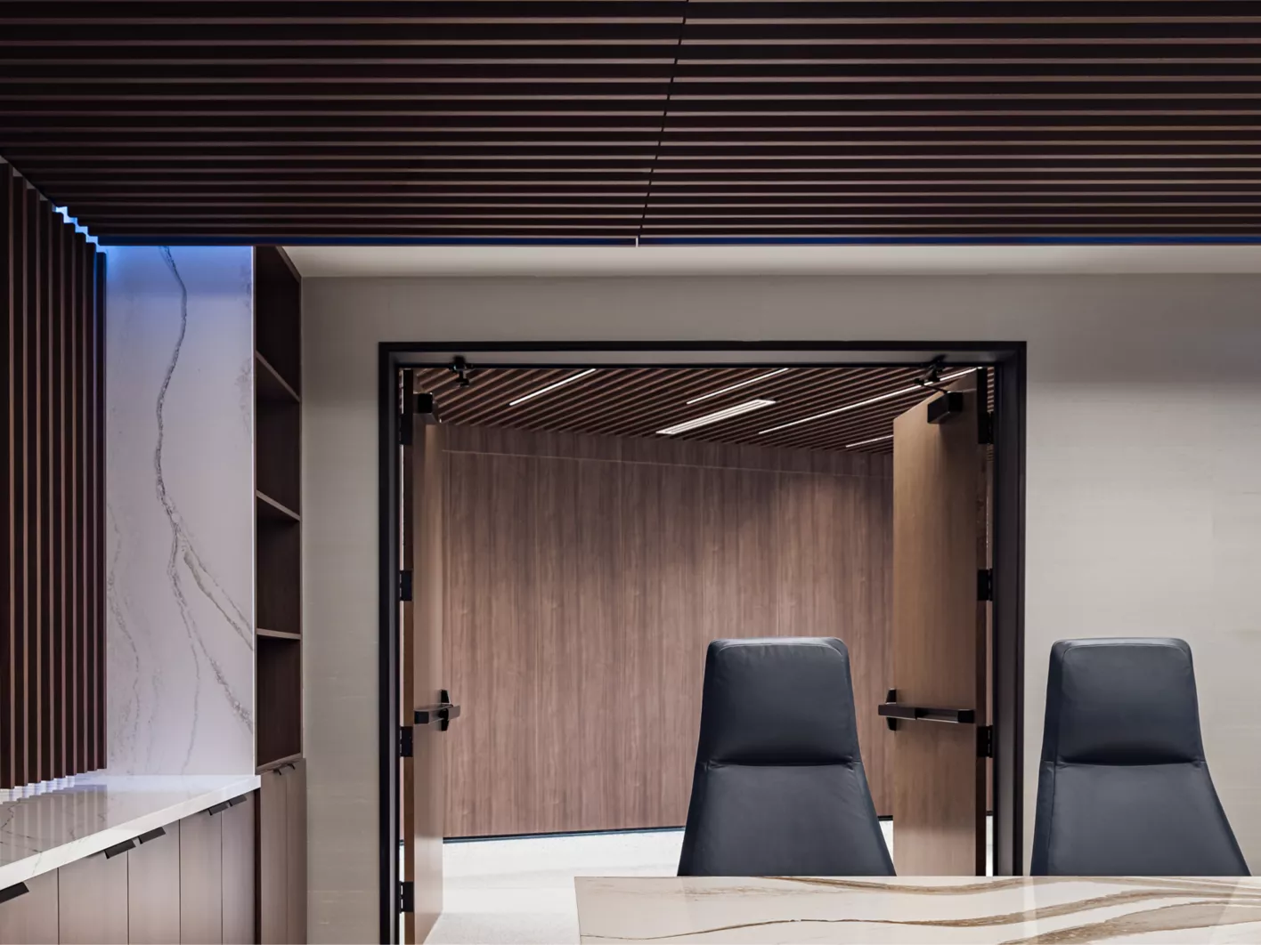 USG Ceilings Plus® Barz® Open Plenum Modular Acoustical Baffles, USG Ceilings Plus® Wallforms™ Metal Panel Wall System, Architect: Adaptive Architects and