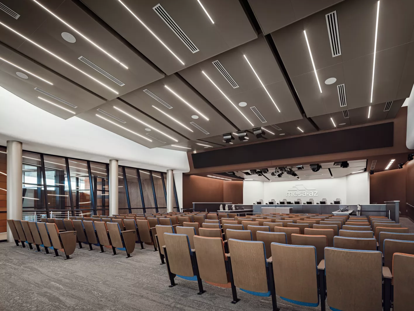 USG Ceilings Plus® Illusions® Metal Panel Ceiling System, Architect: Adaptive Architects and DLR Group, Photo: © Jason Roehner