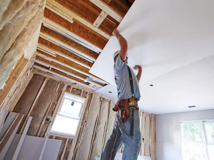 USG Sheetrock® Brand UltraLight Tough Panels (ULT™)