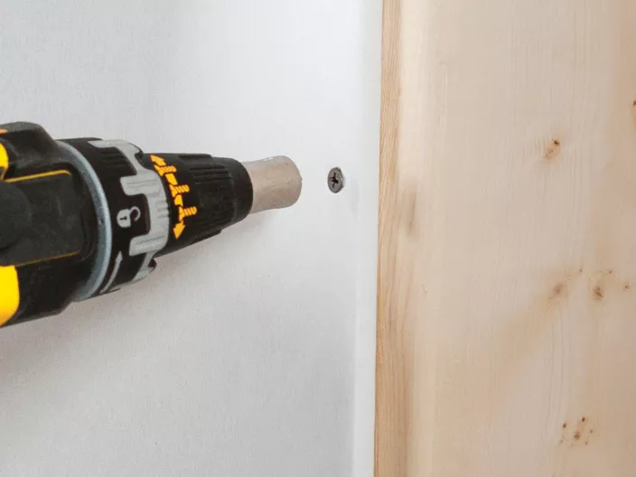 USG Sheetrock® Brand UltraLight Tough Panels (ULT™)