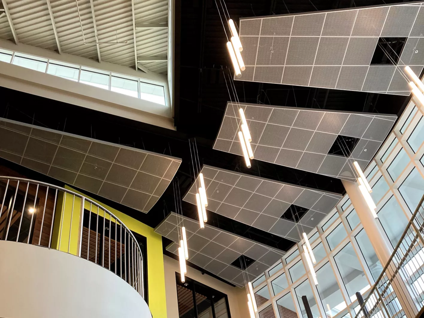 USG Ceilings Plus® Illusions® Metal Panel Ceiling System, Architect: Southern Adventist University, Photo: © USG Interiors LLC