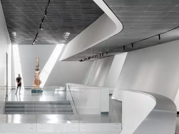 USG WireWorks™ Open Cell Ceilings Panels, Architect: Morphosis, Photo: © Mauricio Rojas