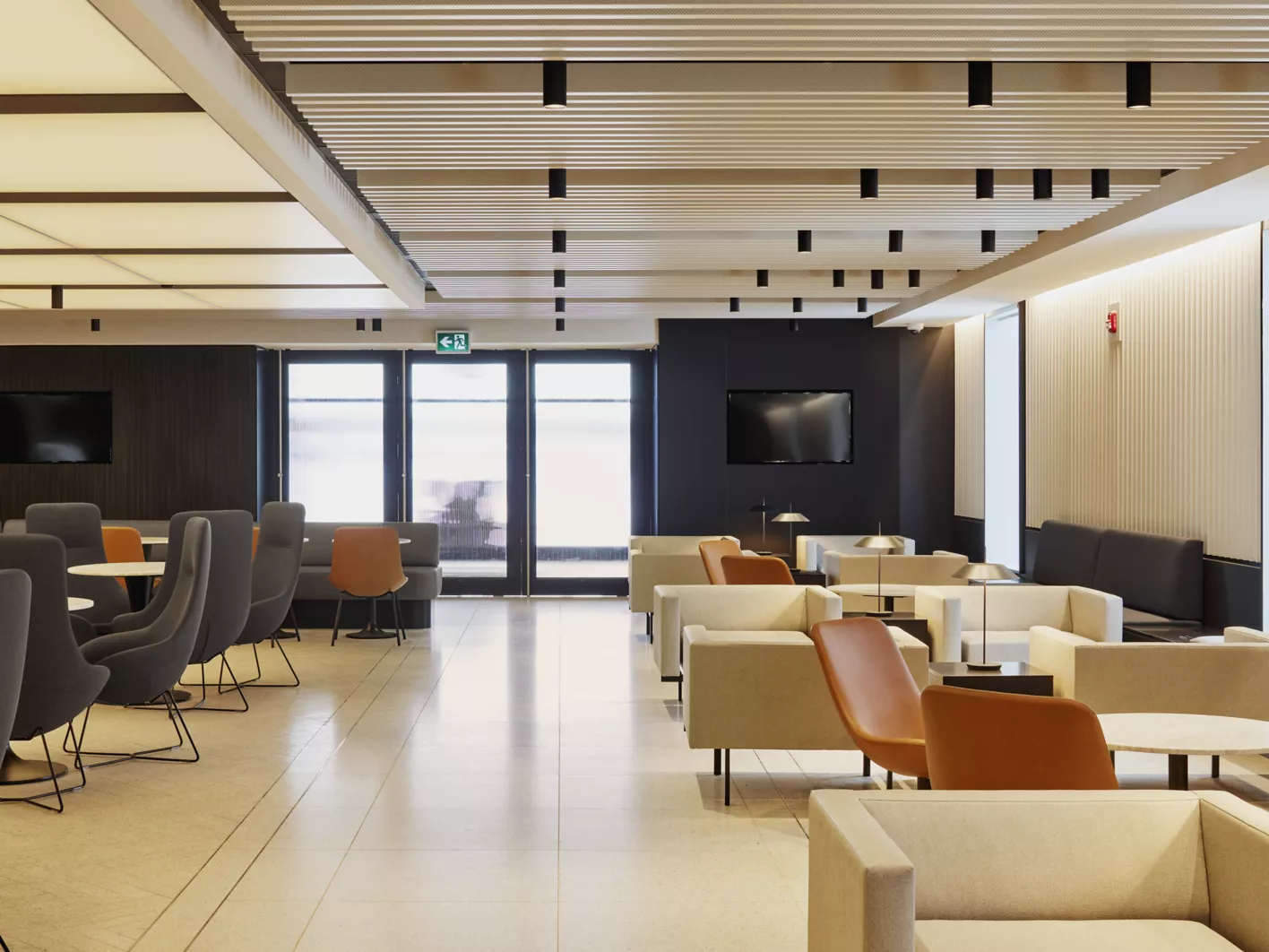 via-rail-business-lounge-ottawa-paraline-1.jpg