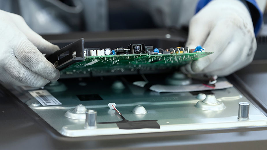 Electronic Components Packaging | Veritiv