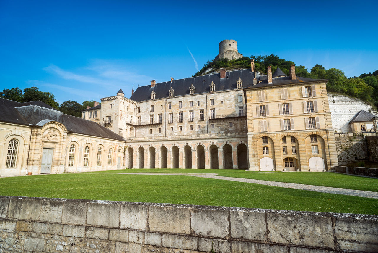 Chateau Building Exterior Hillside La Roche Guyon