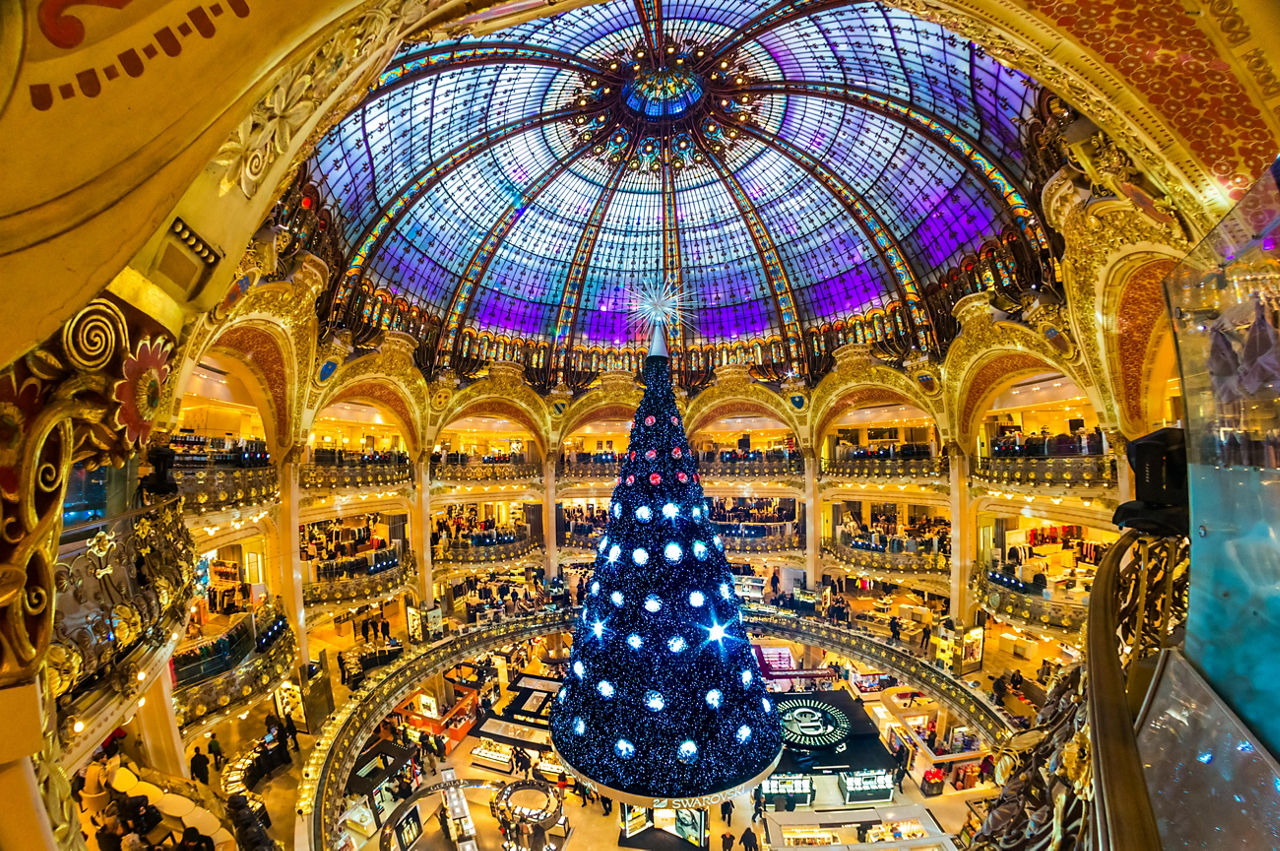 Christmas Tree Galeries Lafeyette Paris