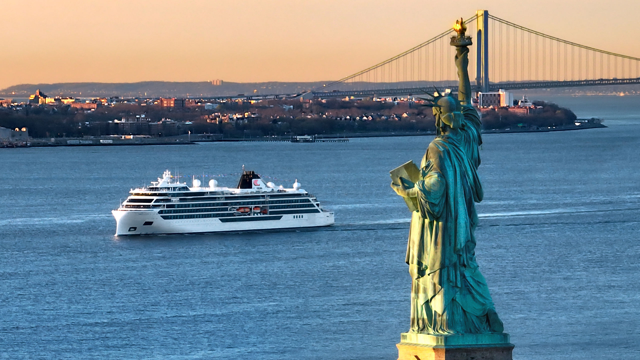 Octantis Statue of Liberty New York