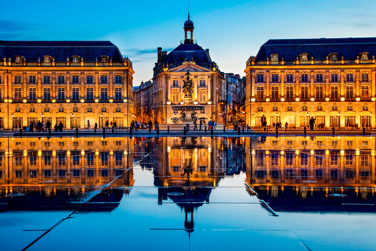 Place De La Bourse Reflecting Pool Bordeaux