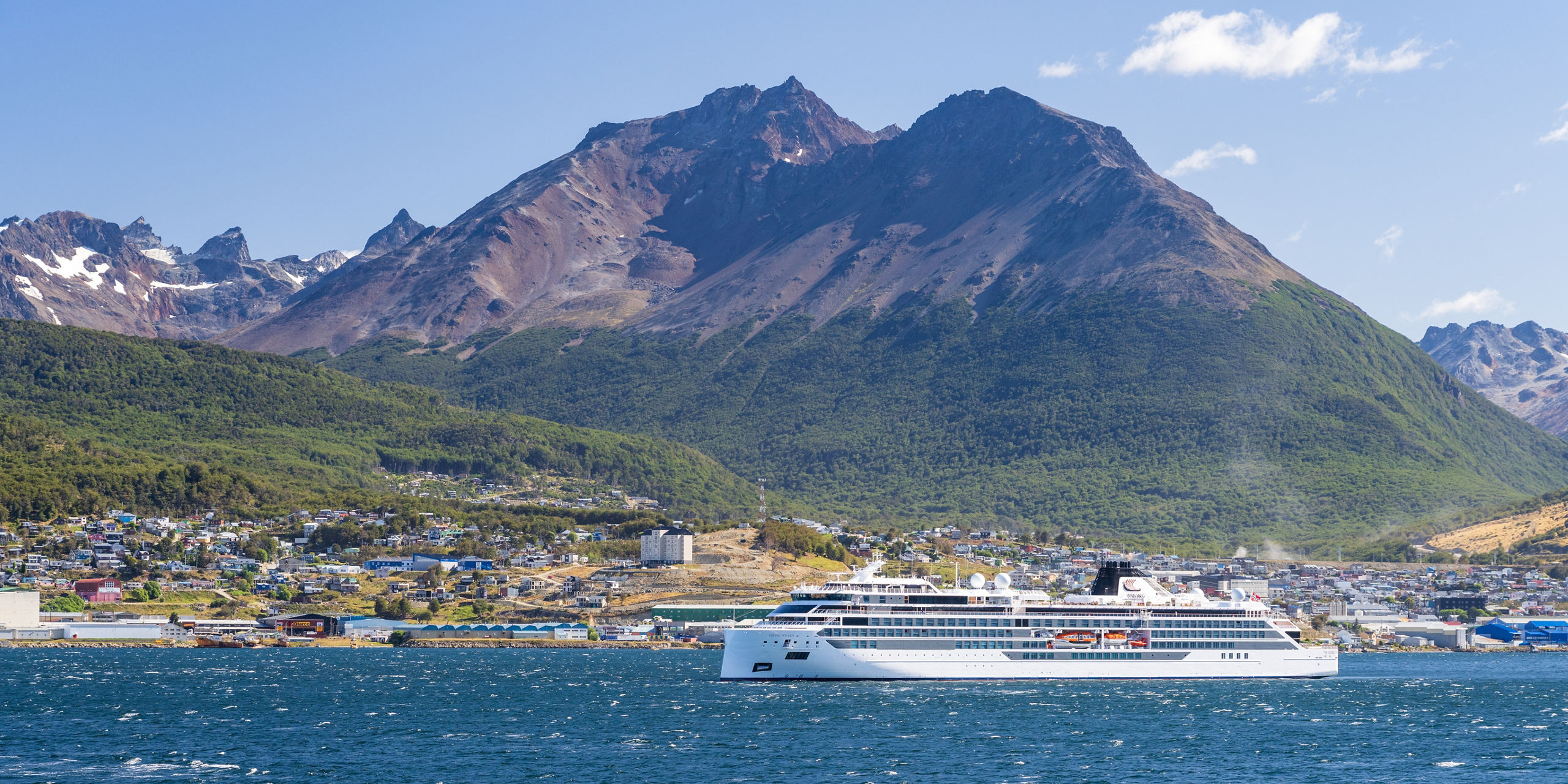 Polaris Bay Townscape Ushuaia