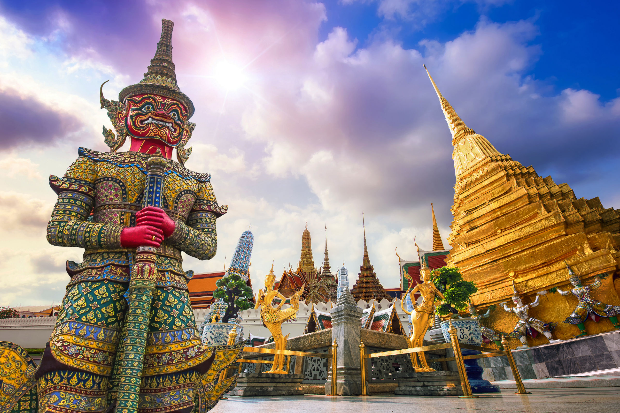 Wat Phra Kaew Temple Clouds Bangkok