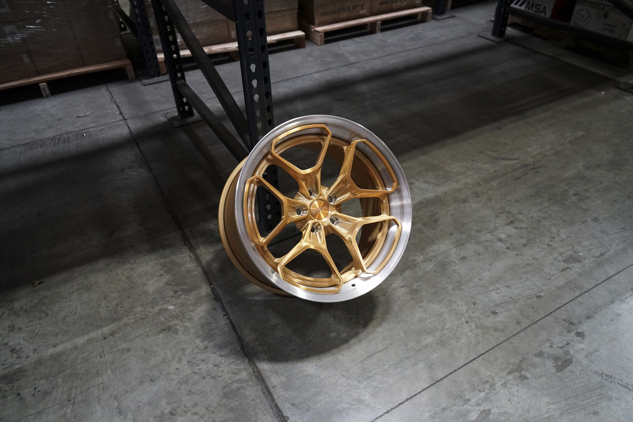 Rotiform HUR CustomSpec