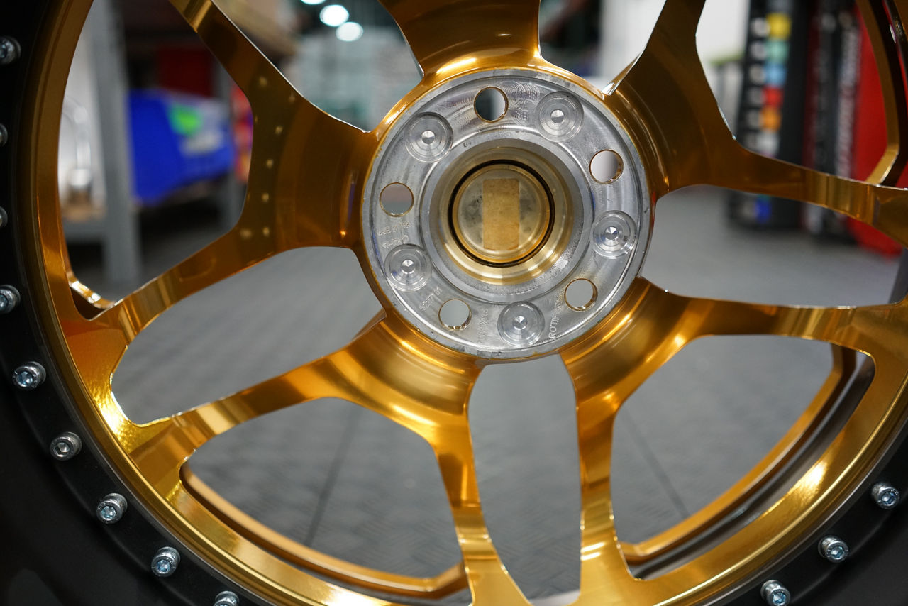 Rotiform HUR CustomSpec